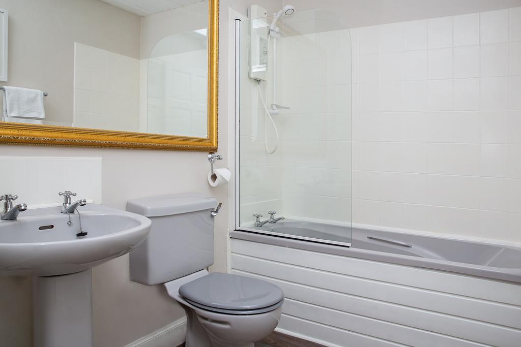 Prestwick Town Center Flat Apartment Exterior photo